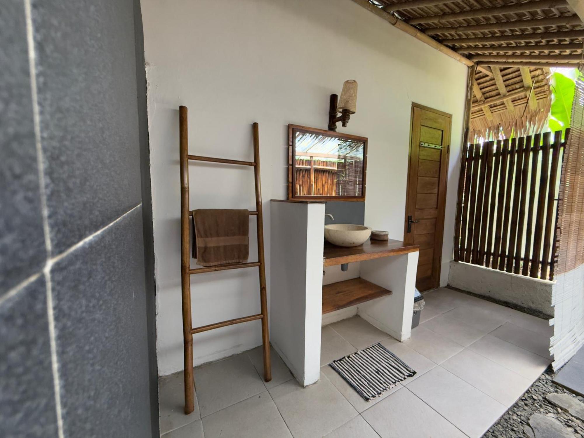 Rnv Eco Resort Bungalows Batukaras Extérieur photo